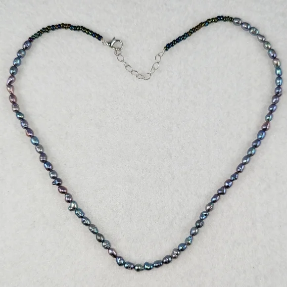 REAL 4-5mm Teeny Peacock Pearl Necklace - Picture 2 of 9